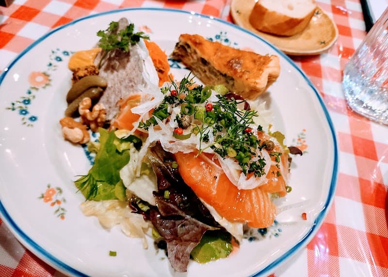花・ふらんす食堂やまもとの店内・料理の写真 2枚目