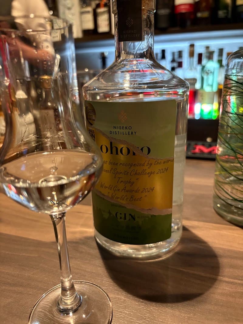 Bar12 yamagata (バー ジュウニ ヤマガタ)の店内・料理の写真 3枚目