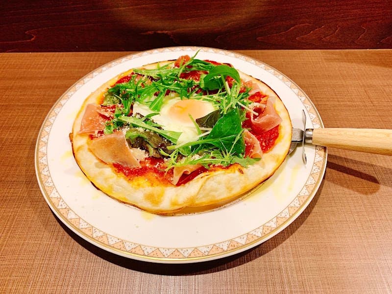 生パスタが美味しいバル酒場giraud（ジロー）の店内・料理の写真 2枚目