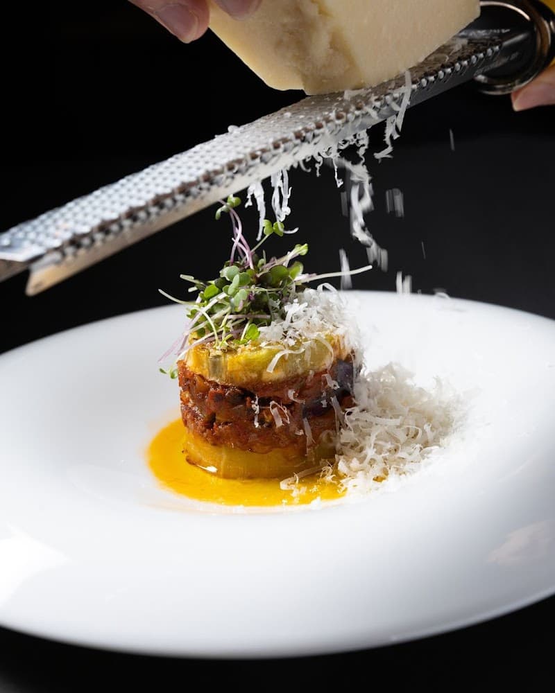 Art&Restaurant zen(アートアンドレストラン ゼン)の店内・料理の写真 2枚目