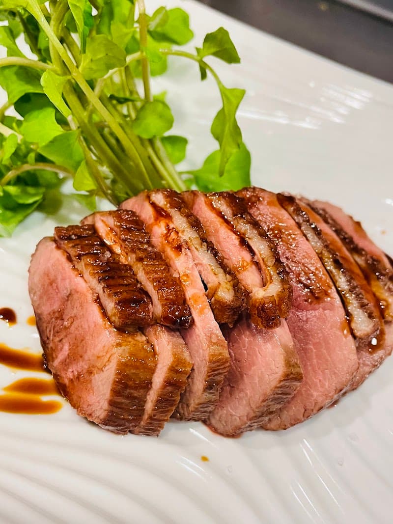 鉄板∞BAR ottoの店内・料理の写真 2枚目