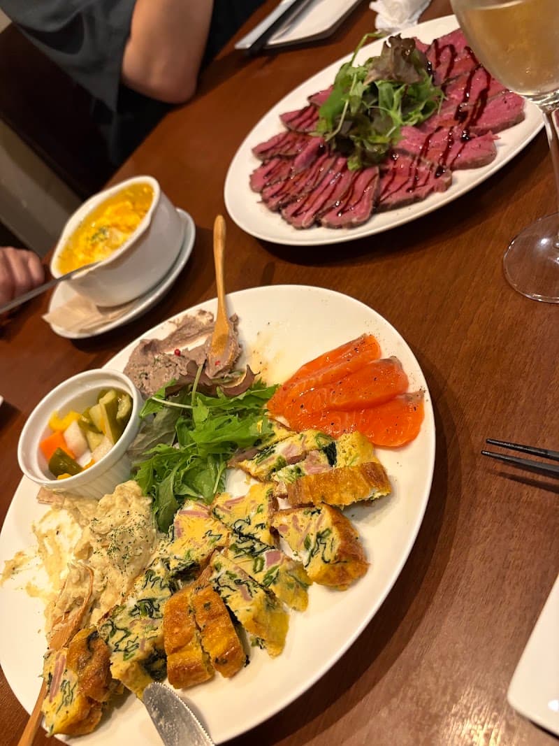 ワイン&キッチンＨＡＣＨＩの店内・料理の写真 3枚目