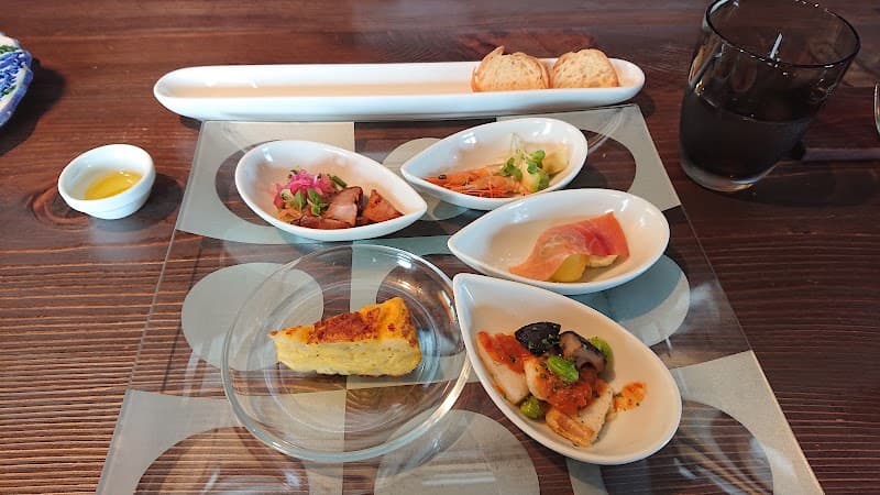 レストラン・ミロの店内・料理の写真 2枚目