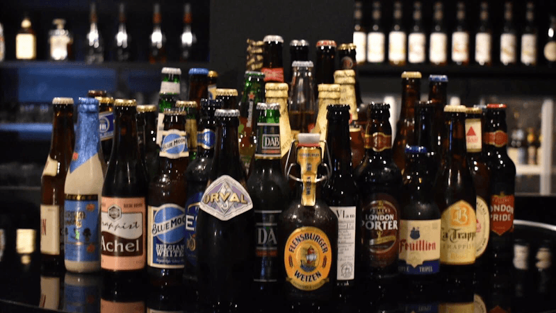 Beer Bar STEIN(シュタイン)の店内・料理の写真 2枚目