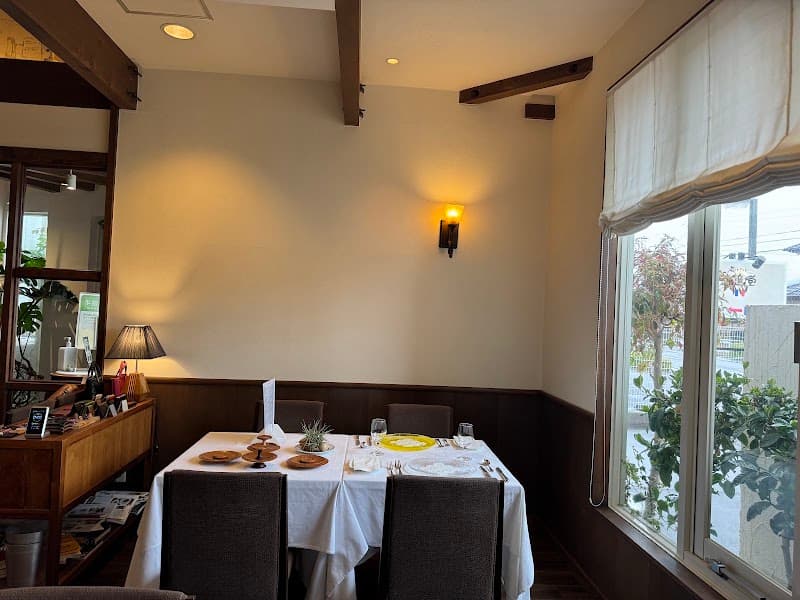 Bistro 東進堂