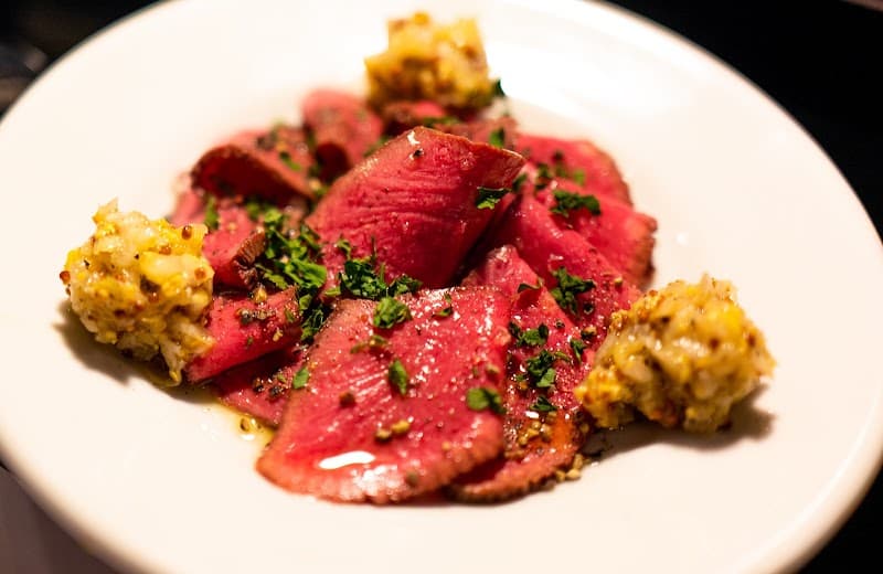 STANDING WINE BAR Qの店内・料理の写真 2枚目