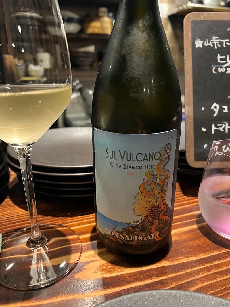 wine sakaba SCRIPP(スクリップ)の店内・料理の写真 3枚目