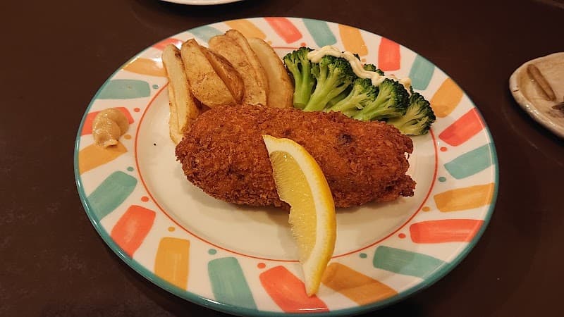 洋食屋 100(わんはんどれっど)の店内・料理の写真 2枚目