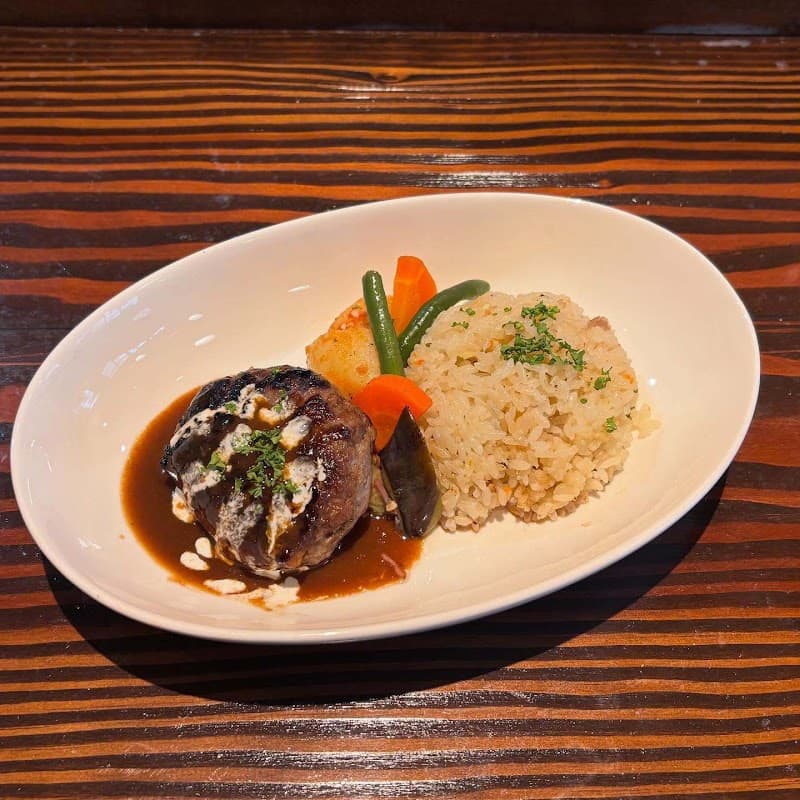 Bistro HOLICの店内・料理の写真 2枚目