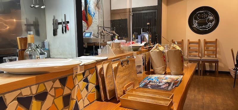 Italian & Spanish Bar Violaの店内・料理の写真 2枚目