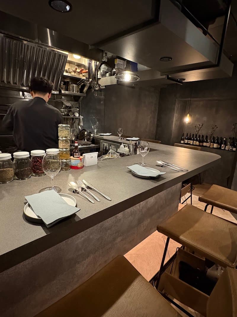 0711 GiNZA BiSTROの店内・料理の写真 3枚目