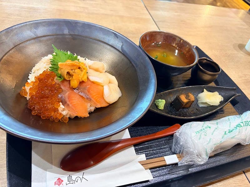 島の人 新千歳空港ゲートラウンジ店の店内・料理の写真 3枚目