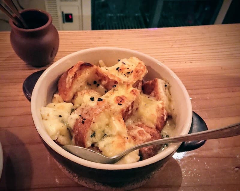 西明石ぶどう酒屋 manmaru まんまるの店内・料理の写真 2枚目