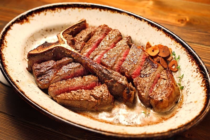 BISTRO STEAK T-boneの店内・料理の写真 2枚目