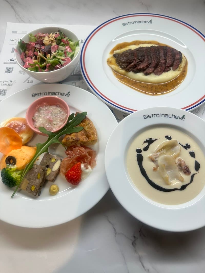 ビストロイナシュヴェの店内・料理の写真 3枚目