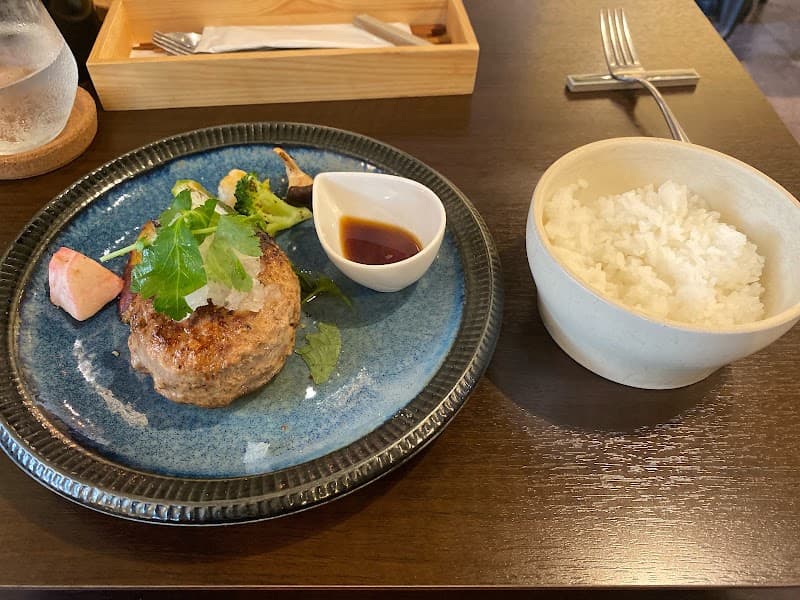 創作ビストロ ラポール 平和島の店内・料理の写真 3枚目