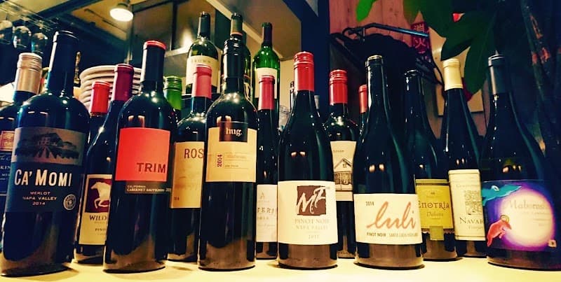 ヌフ （Wines By California Neuf）の店内・料理の写真 2枚目
