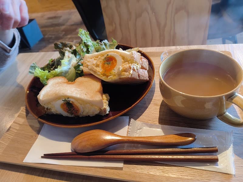 LOSS IS MOREの店内・料理の写真 3枚目