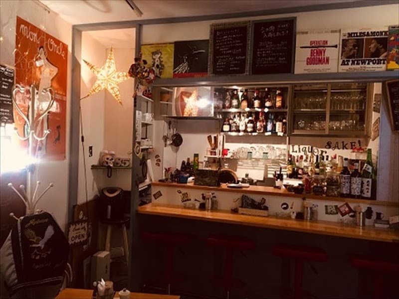ダイニングバー・ビアバー 85 bar+kitchen 鶴屋町