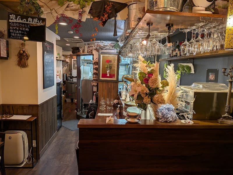 肉とワイン Bistro2983の店内・料理の写真 2枚目