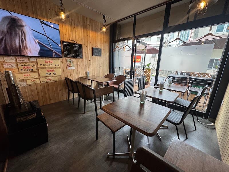 イタリアンバル なんちゃり〜のの店内・料理の写真 3枚目