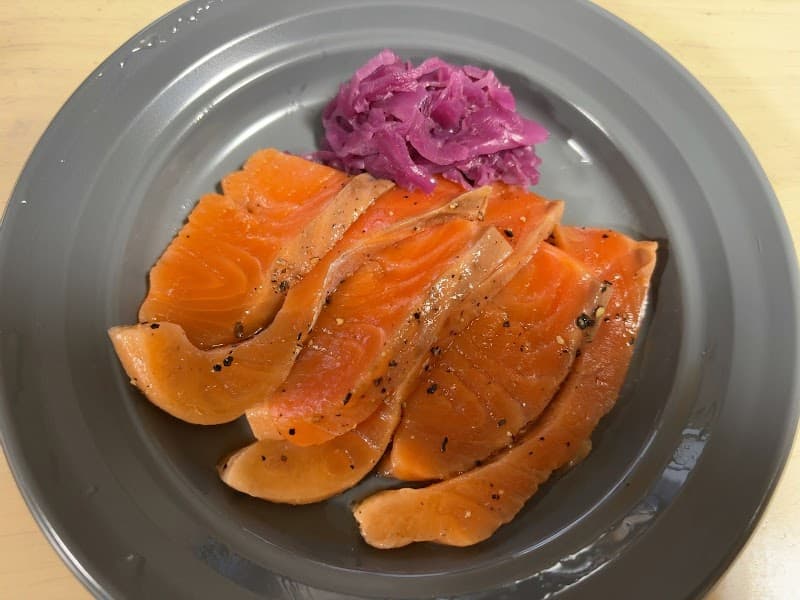 フランス風のお惣菜屋さん Le Traiteur bleu(ルトレトゥールブルー)の店内・料理の写真 2枚目