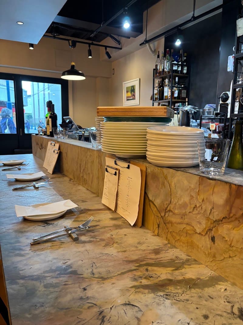 BISTRO H