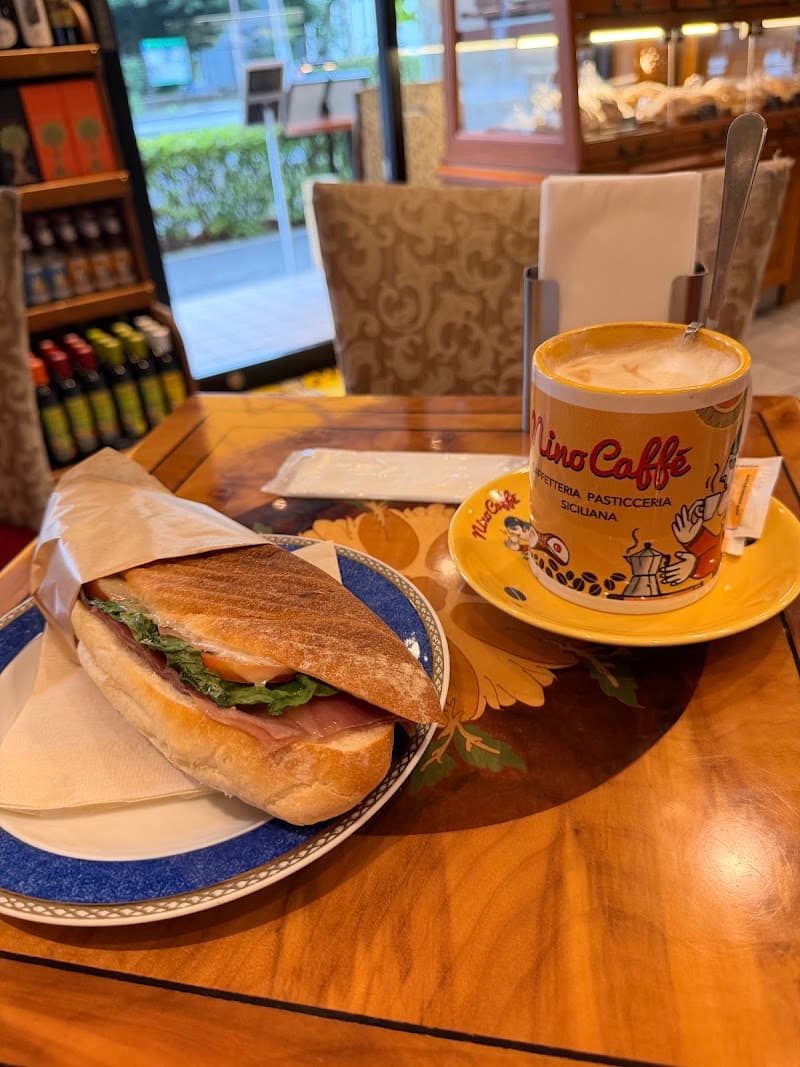 Nino Caffeの店内・料理の写真 3枚目