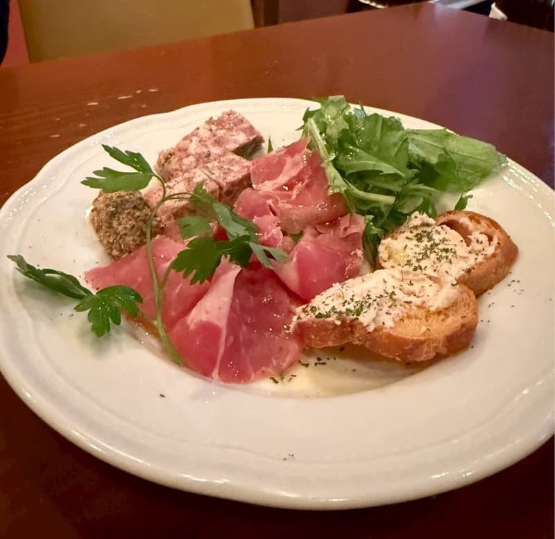 ワイン食堂 ながたの店内・料理の写真 3枚目
