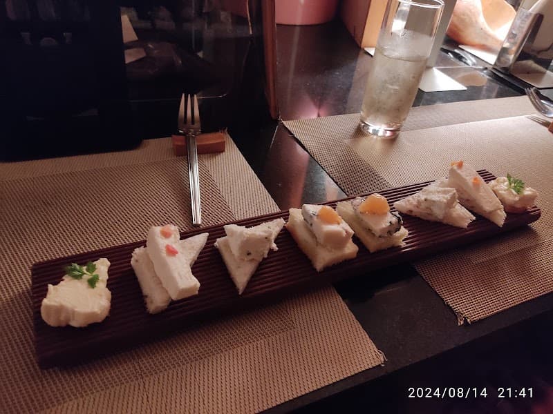 ジョルジュ ムスタッシュの店内・料理の写真 2枚目