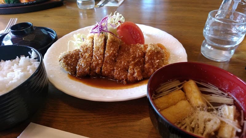 洋食亭 ローリエの店内・料理の写真 2枚目