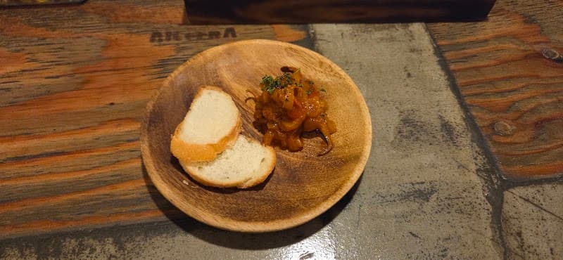 オルタナ(AlternA)の店内・料理の写真 3枚目