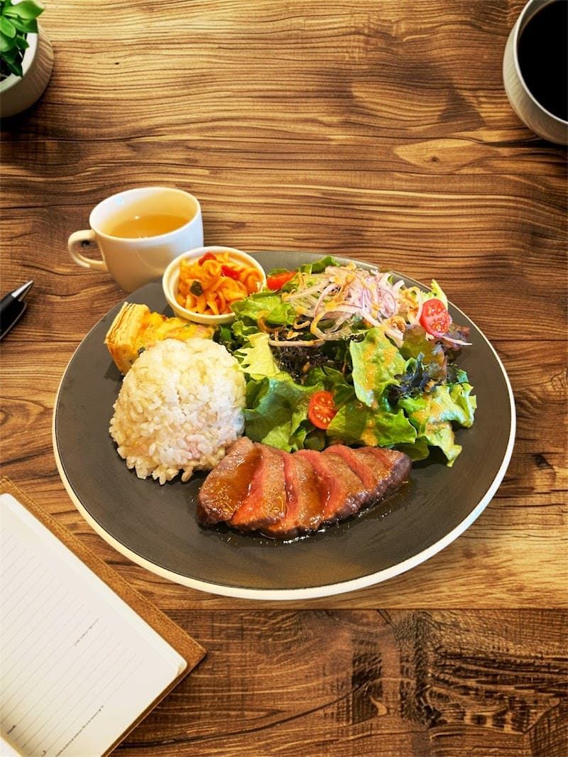 BISTRO TAKA（ビストロタカ）の店内・料理の写真 2枚目