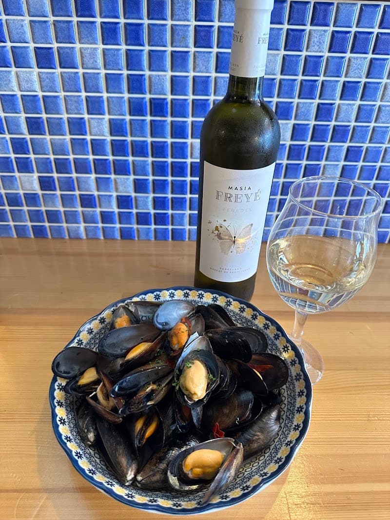 大衆酒バルPisolina(ピソリーナ)の店内・料理の写真 3枚目