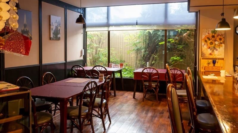 CHEZ SAKAI