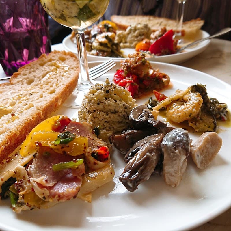 MuuMuu／Bistro・cafe MuuMuuの店内・料理の写真 2枚目