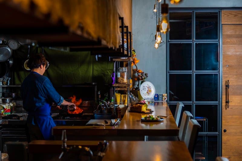 ワインバルクゥクゥの店内・料理の写真 3枚目