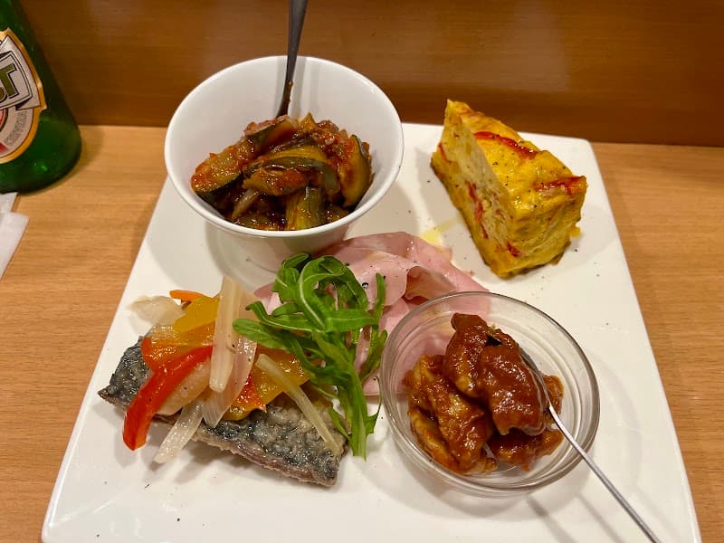 谷中イタリアンバール ネネコロの店内・料理の写真 3枚目
