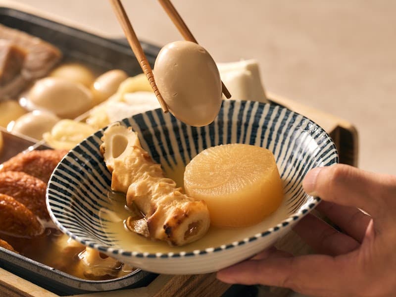YORONOTAKI STAND BAR&TAKEOUTの店内・料理の写真 2枚目