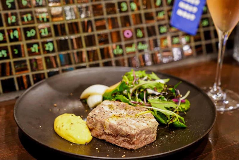 mont mont mont Hiroshima モンモンモンの店内・料理の写真 2枚目