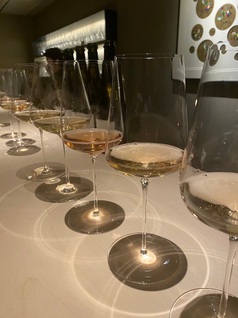 Grower Champagrne Bar Rencontre（ランコントル）予約制の店内・料理の写真 3枚目