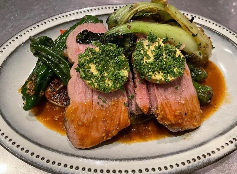 Asu à VIVANT アスアヴィヴァンの店内・料理の写真 2枚目