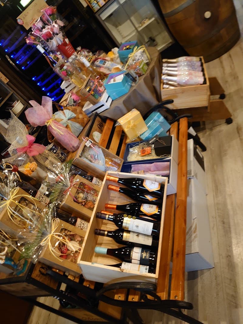 地酒とワイン たにもと屋の店内・料理の写真 3枚目