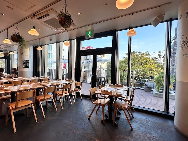 ワイン食堂ヴィンセント三島店