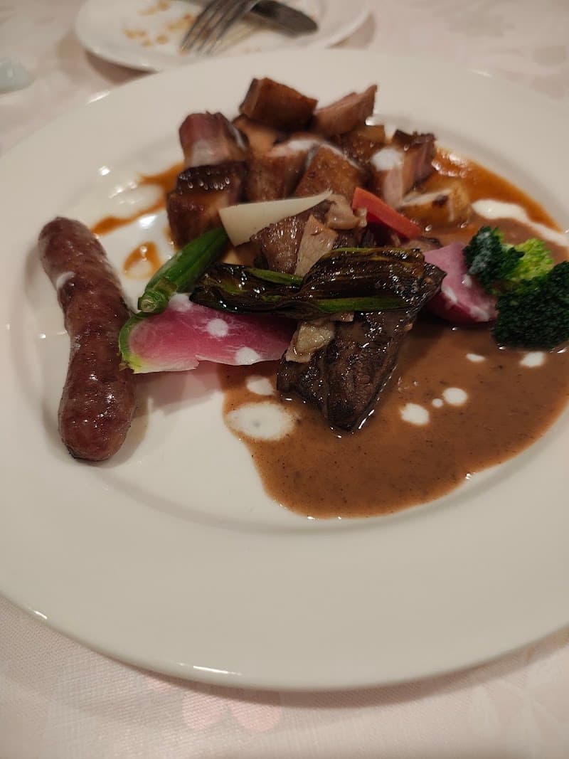 ワインと肴 びすとろパナッシェの店内・料理の写真 3枚目