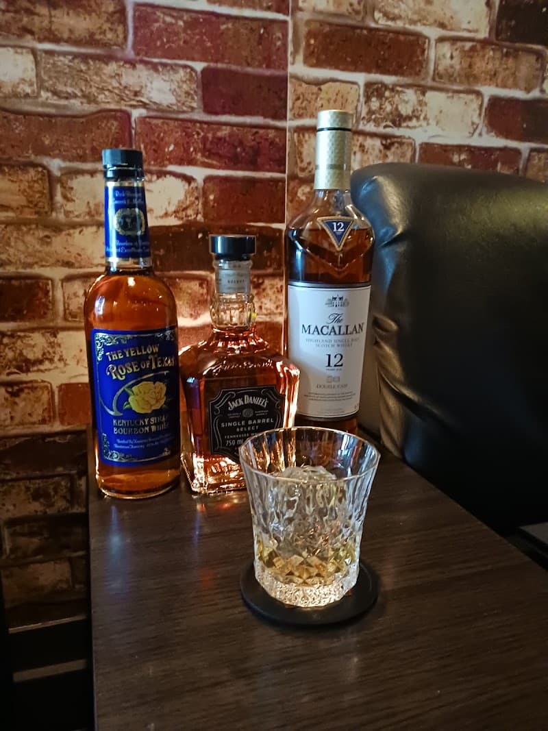 BAR Moonshineの店内・料理の写真 2枚目
