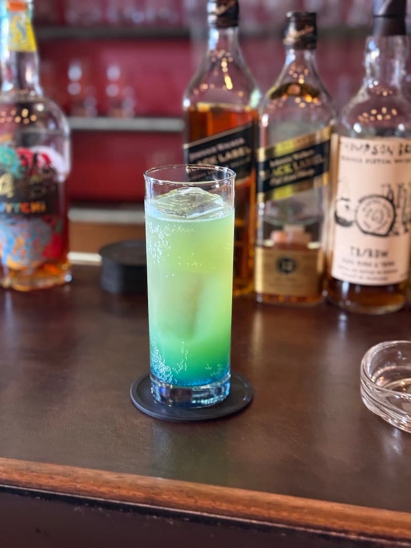 BAR Moonshineの店内・料理の写真 3枚目
