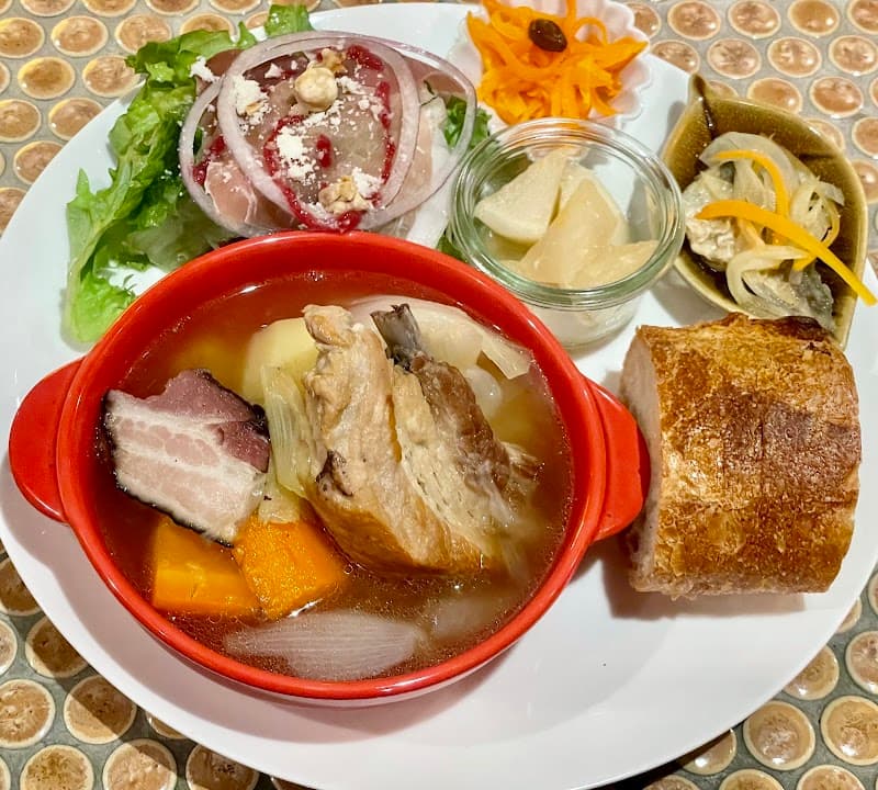Bistro MOUSQUETON ビストロ ムースケトン【隠れ家ビストロ 大阪・南船場 】の店内・料理の写真 2枚目