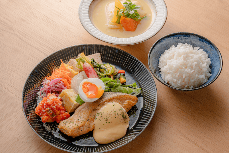 洋食ビストロ夕凪の店内・料理の写真 2枚目