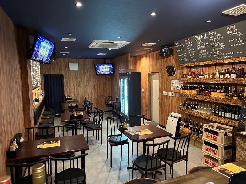 L．a．x casual dining